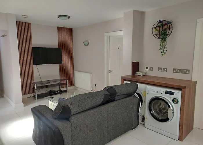 Langley Guest House Nr Pinewood Studios Slough